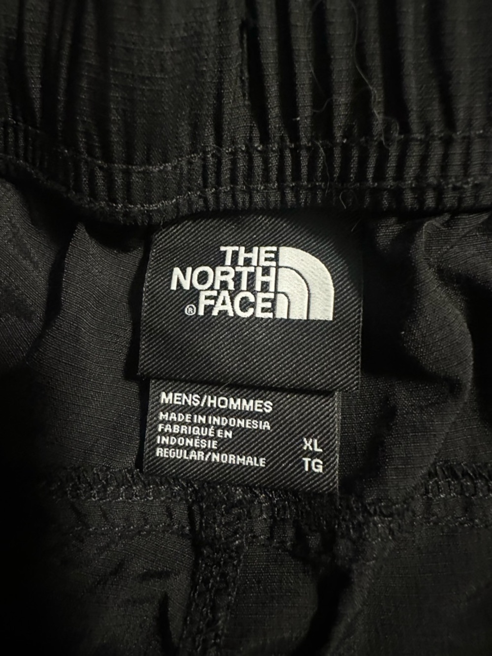 The North Face Black Men's Elastic Waist Shorts with White Logo - Picture 3 of 4